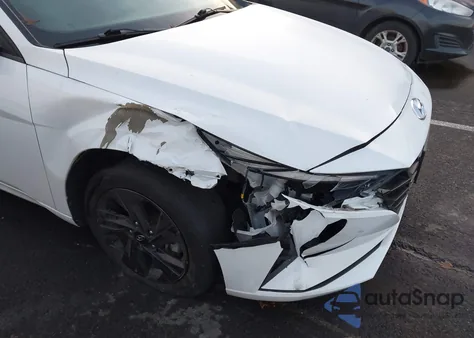 2022 Hyundai Elantra Sel z USA, uszkodzony, nr VIN 5NPLS4AG9NH084971